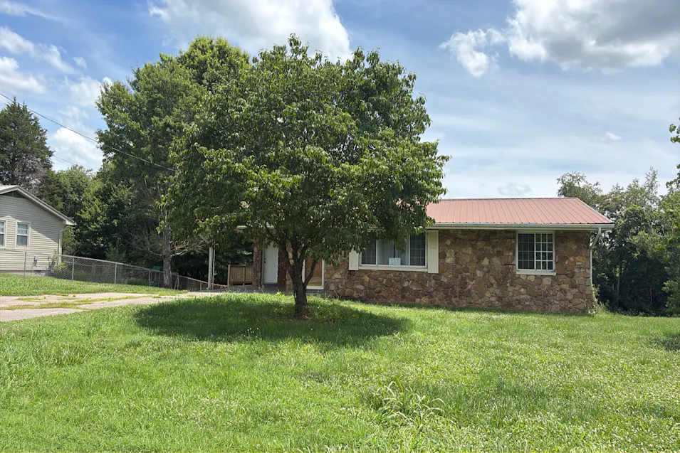 2718 Mayfield Dr Talbott, TN 37877, Jefferson County