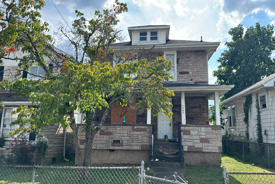 1045 Grant St Charleston, WV 25302, Kanawha County