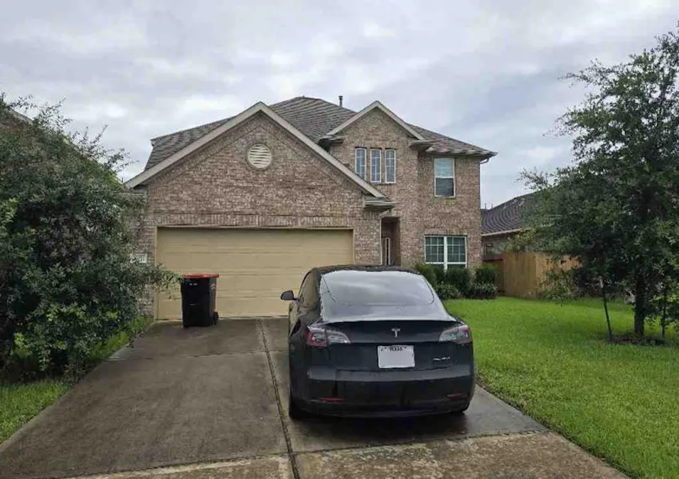 10211 Humphreys Green Dr Iowa Colony, TX 77583, Brazoria County