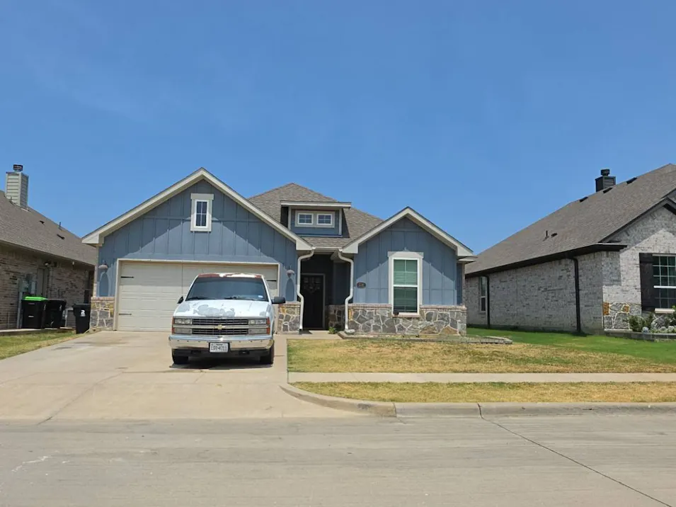 116 Maverick Ln Pilot Point, TX 76258, Denton County
