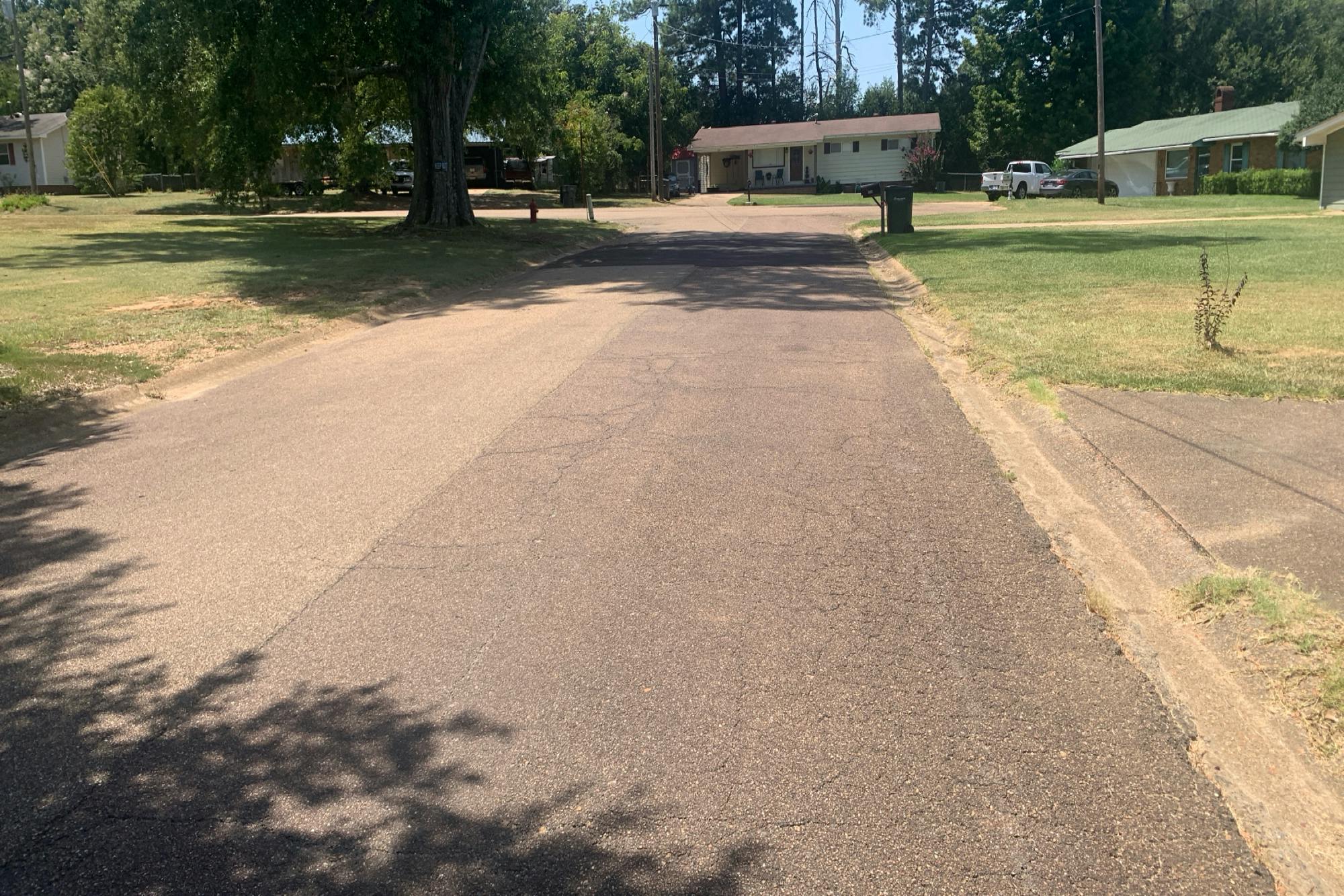 Beverly Cir, Crystal Springs, MS 39059