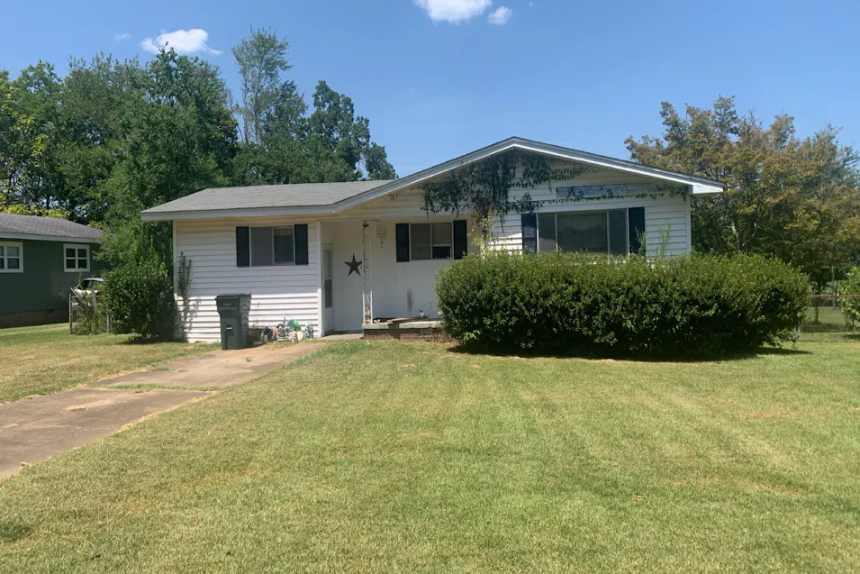 330 Beverly Circle Crystal Springs, MS 39059, Copiah County