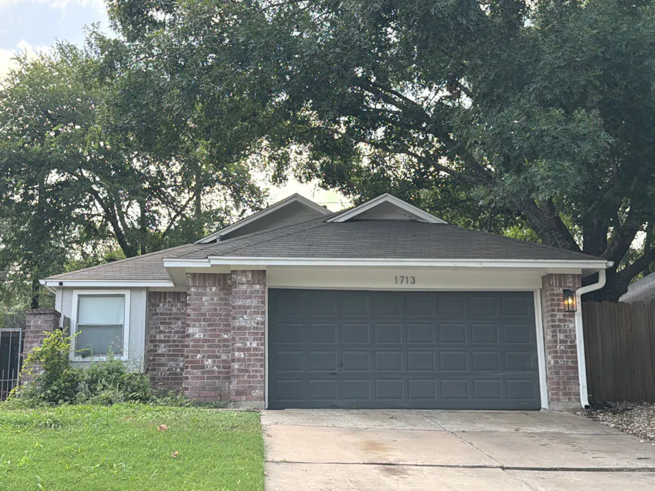 1713 Whitney Way Austin, TX 78741, Travis County