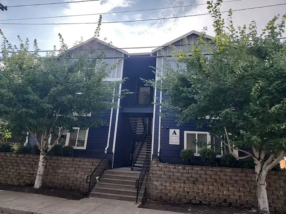 657 NE 162nd Avenue Portland, OR 97230, Multnomah County