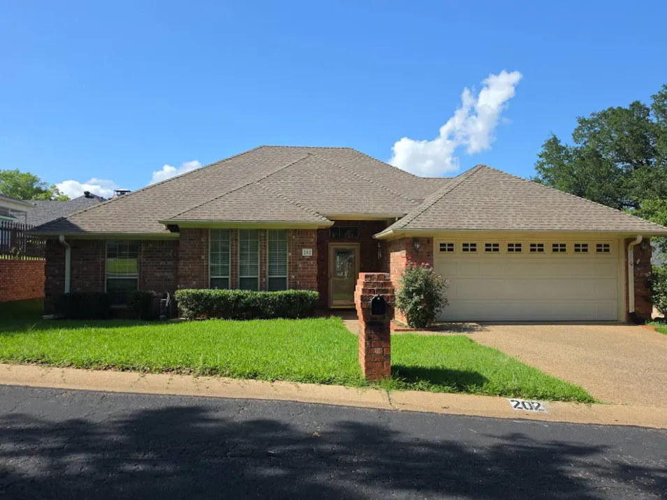 202 Lansdowne Terrace Tyler, TX 75703, Smith County