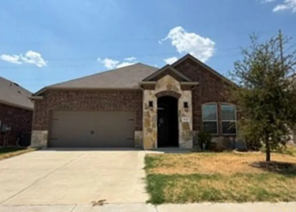 10318 Thunderwood Dr Aubrey, TX 76227, Denton County