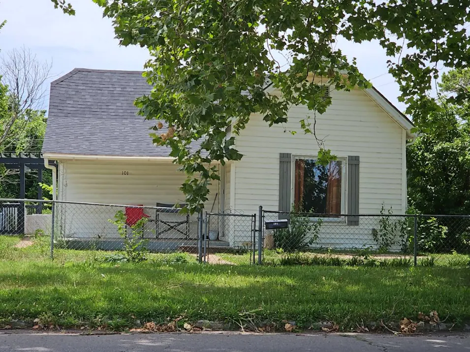 101 S Country Ln Desloge, MO 63601, St. Francois County