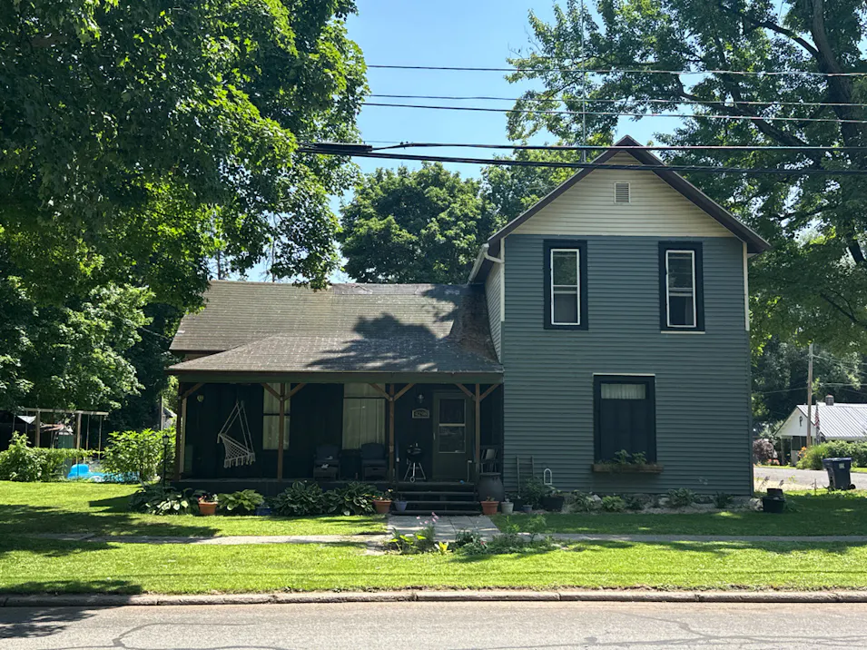 4298 Division St McBrides, MI 48852, Montcalm County