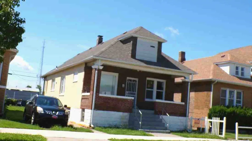 621w 151st St East Chicago, IN 46312, Lake County
