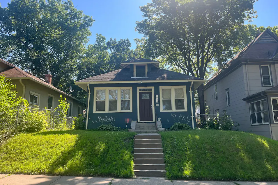 2926 Colfax Avenue North Minneapolis, MN 55411, Minneapolis County