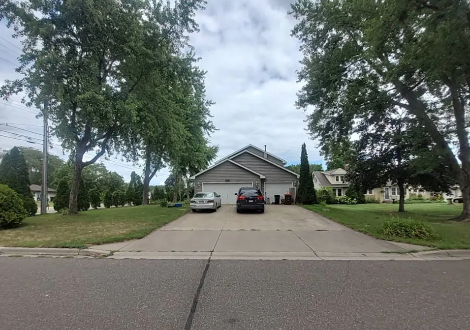 349 Eldridge Avenue East Maplewood, MN 55117, St. Paul County