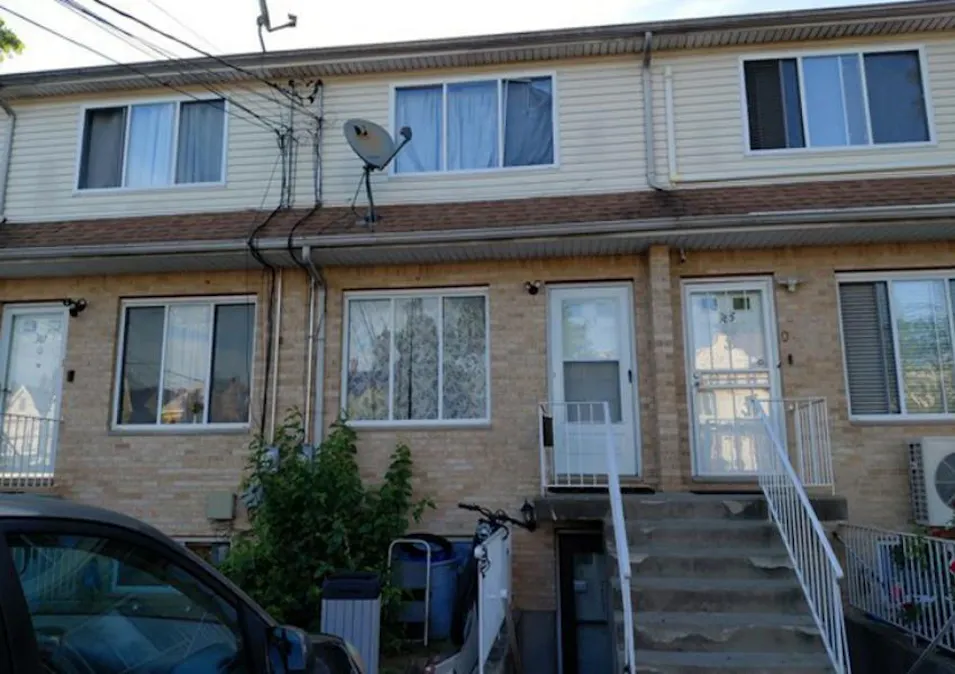 363 Union Ave Unit 53 Staten Island, NY 10303, Richmond County