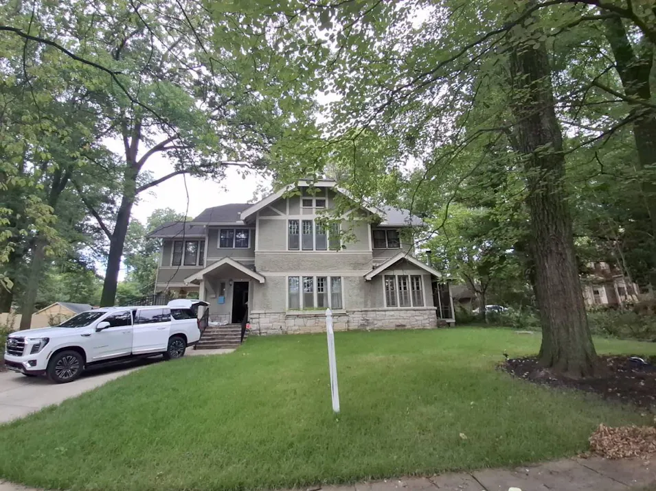 2364 South Strathmore Circle Memphis, TN 38112, Shelby County