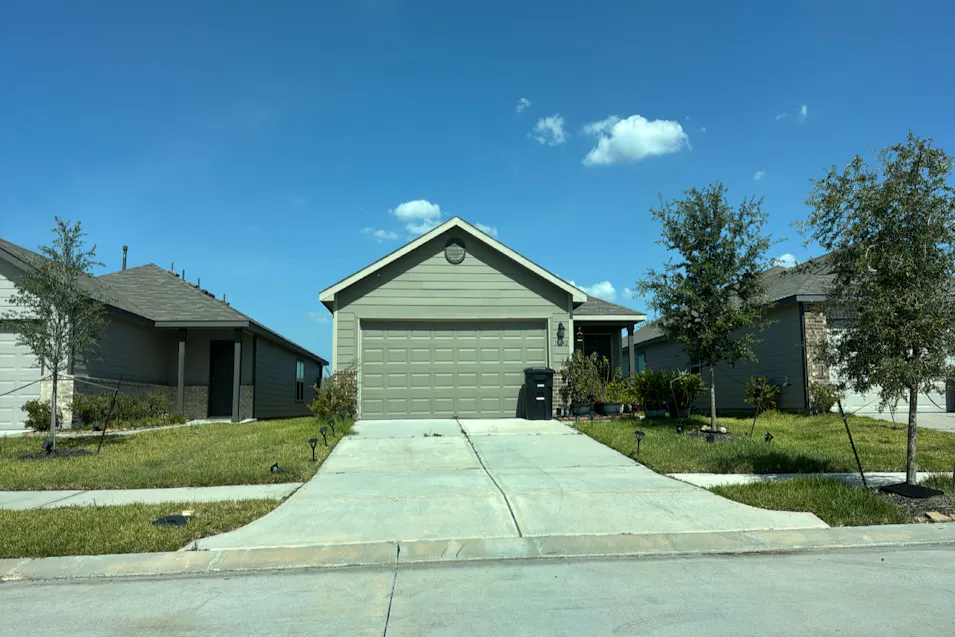10642 Red Orchid Dr Houston, TX 77016, Harris County