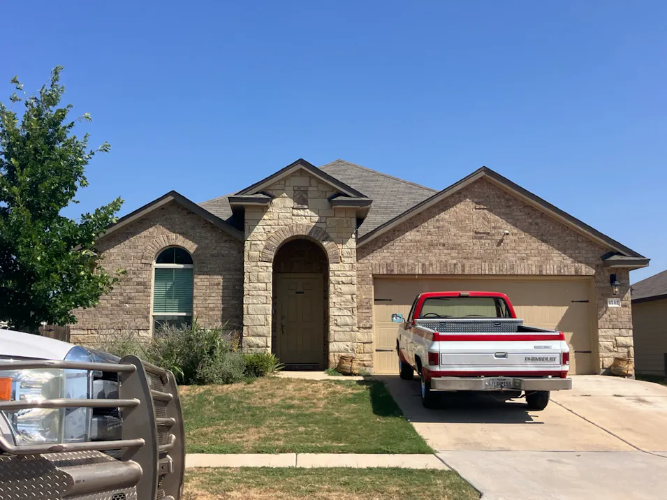 1712 T H Johnson Dr Taylor, TX 76574, Williamson County