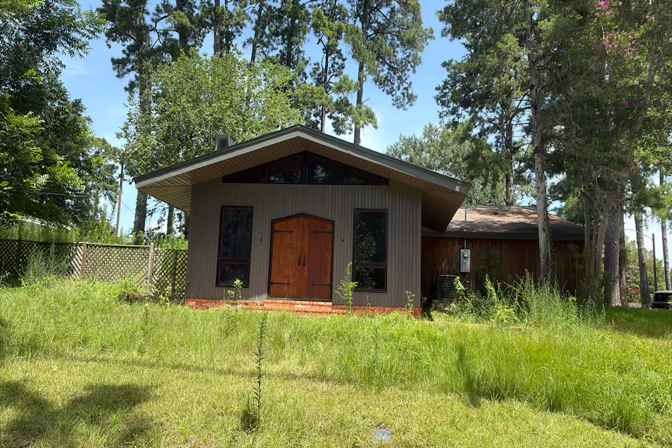 2500 Lakeview Ln Pineville, LA 71360, Rapides County