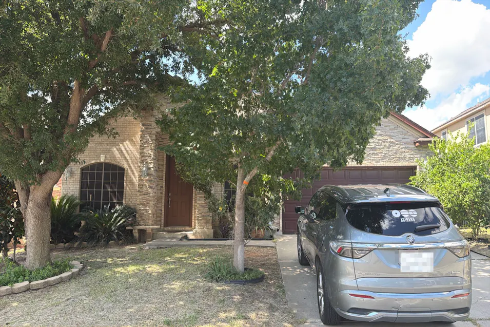 2806 Don Sergio Laredo, TX 78045, Webb County
