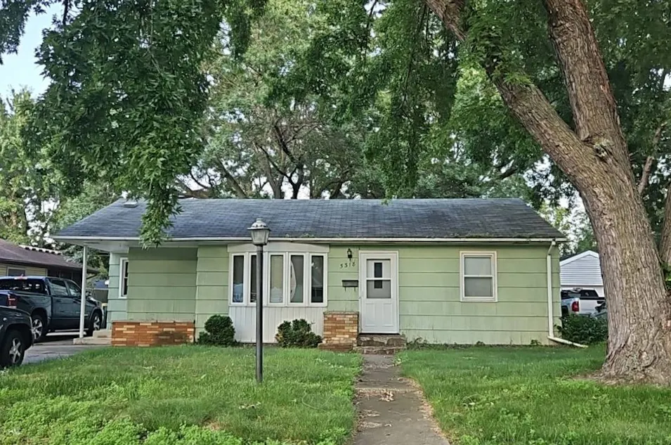 5318 Louisiana Avenue North Crystal, MN 55428, Minneapolis County