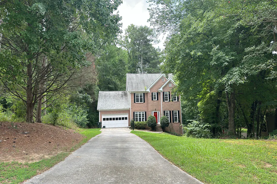 2361 Emerald Dr Loganville, GA 30052, Walton County