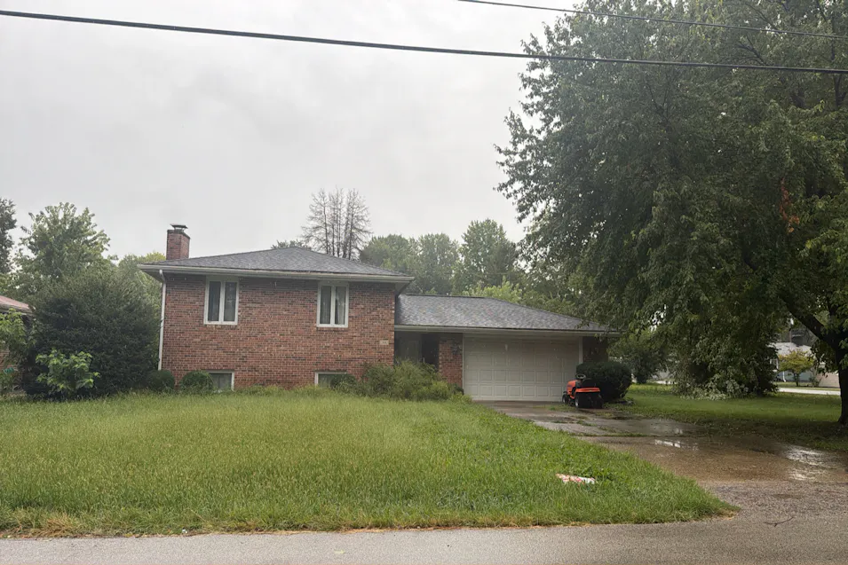 3326 S Park Ave Springfield, IL 62704, Sangamon County