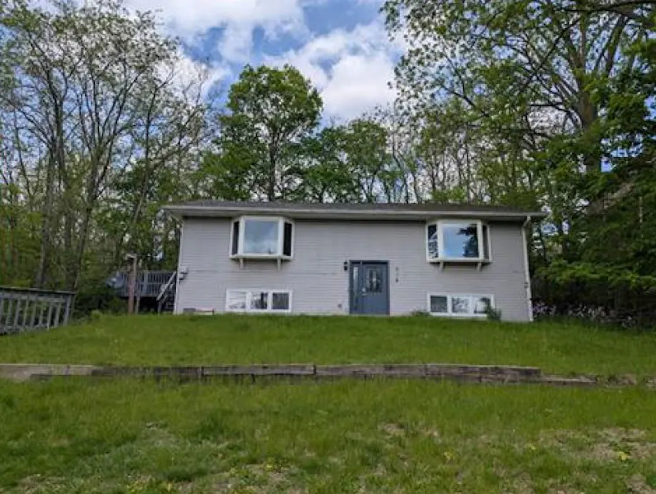 514 9th Ave Baraboo, WI 53913, Sauk County
