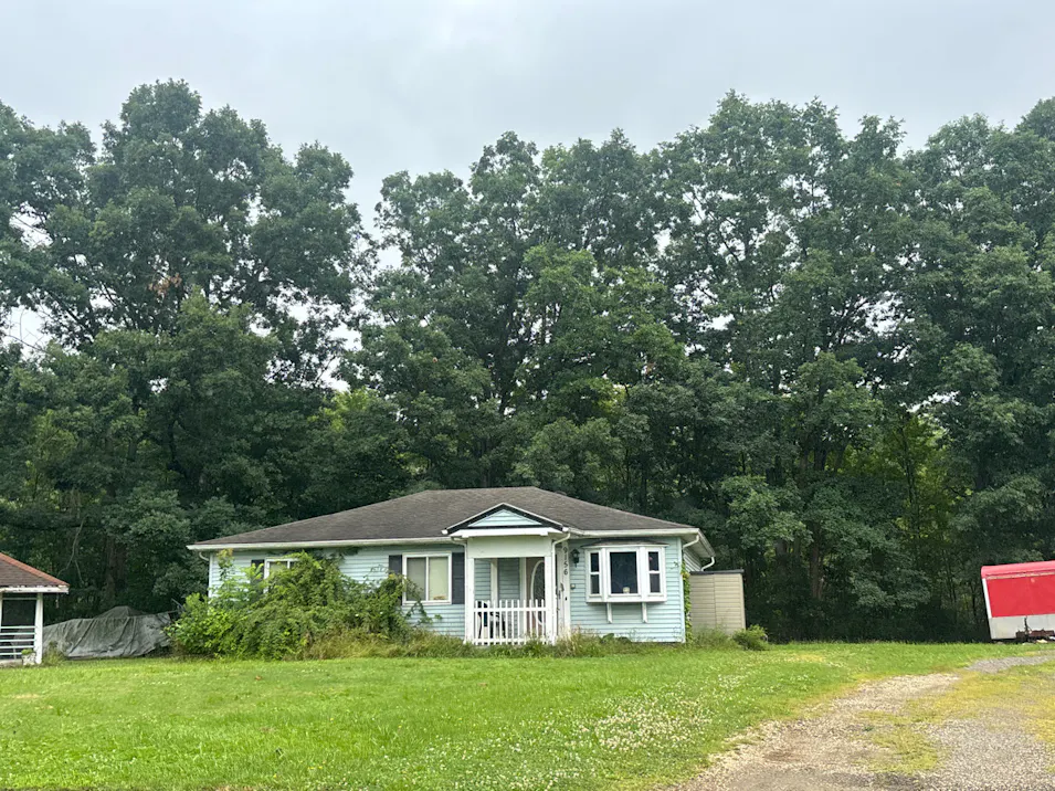 9156 Maple Circle Windham, OH 44288, Portage County