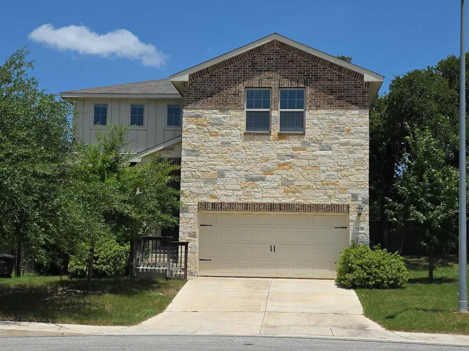 7530 Cove Way San Antonio, TX 78250, Bexar County
