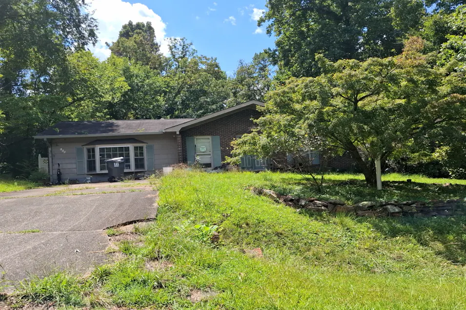 803 Mountain Drive Anniston, AL 36206, Calhoun County
