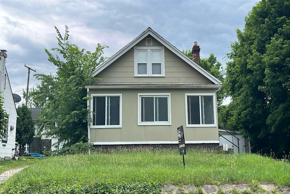 315 Brain Ave Belleville, MI 48111, Wayne County