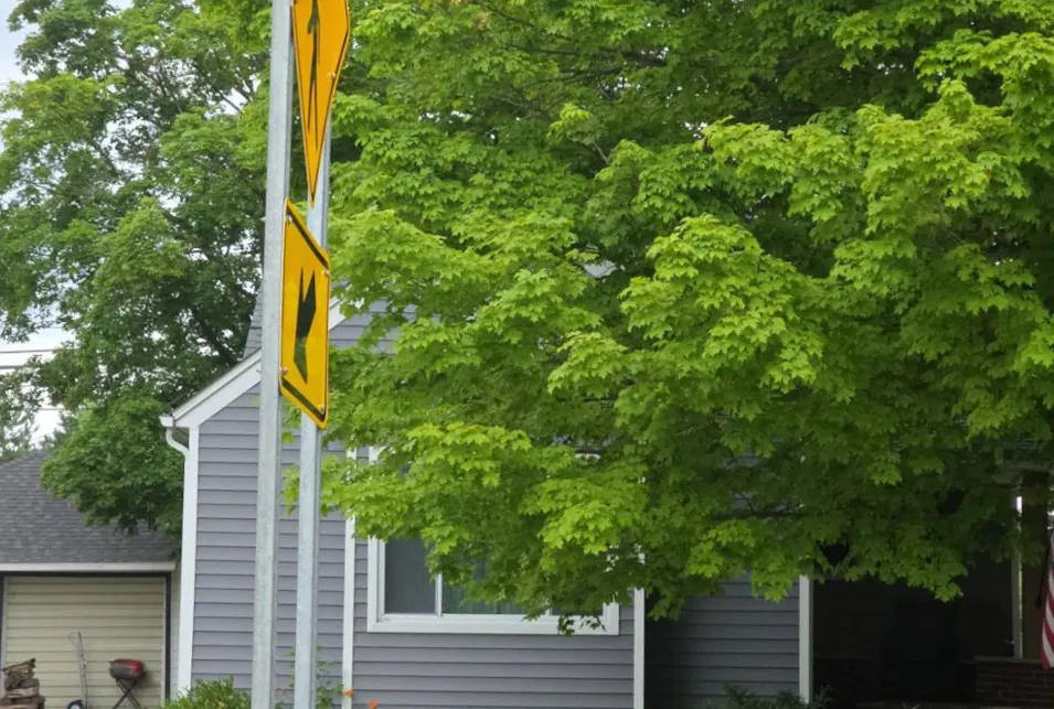 2464 W Genesee St Lapeer, MI 48446, Lapeer County