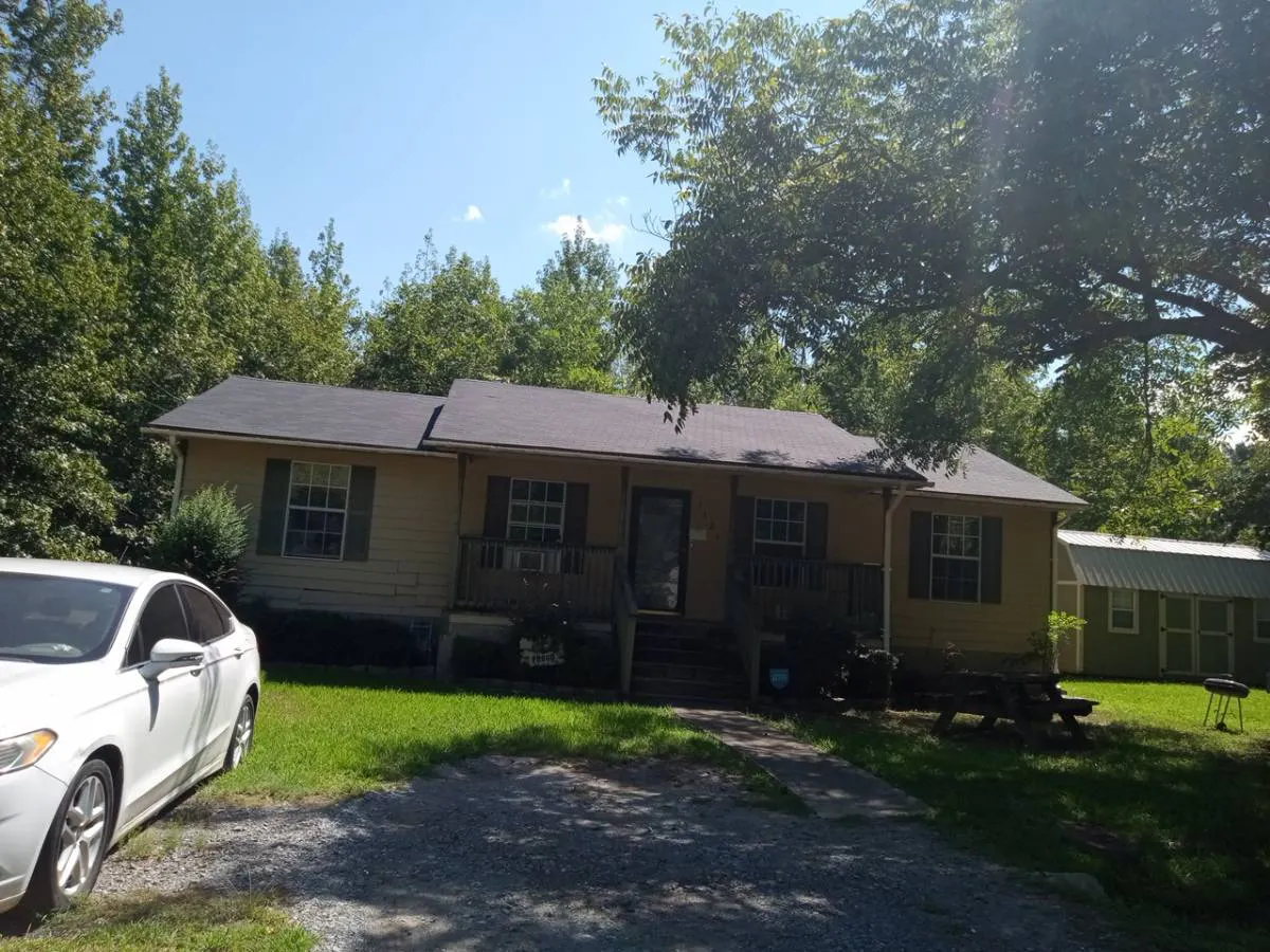 Lee St, Pine Bluff, AR 71603