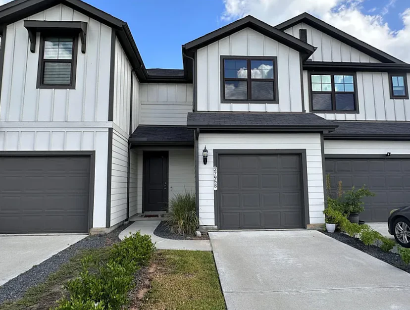 27958 Western Creek Ct