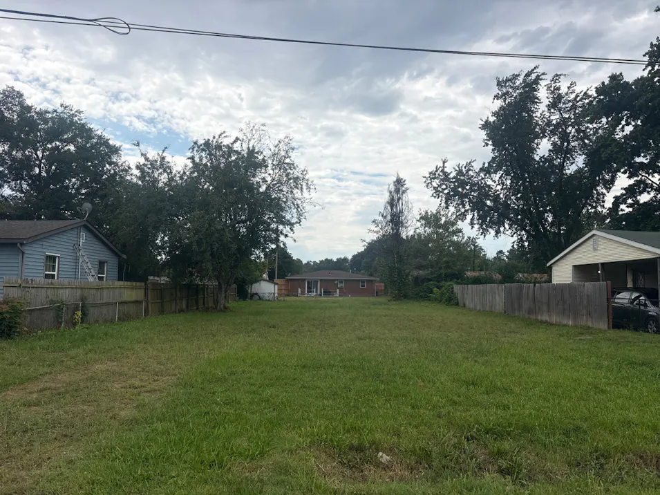 3209 Vfw Ln Collinsville, IL 62234, Madison County