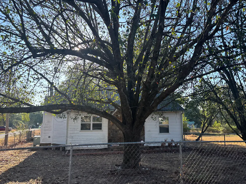 100 S Gunther St Greenwood, AR 72936, Sebastian County