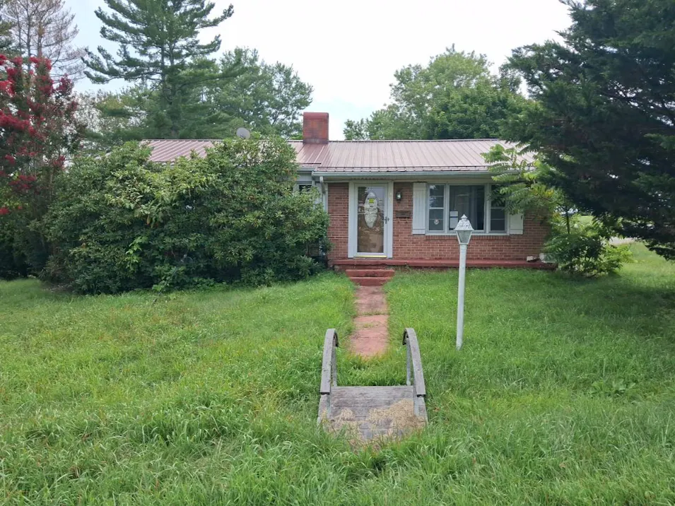 395 North 14th Street Wytheville, VA 24382, Wythe County