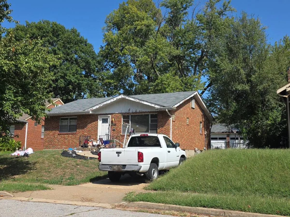 Hunter Ave, Saint Louis, MO 63121 #1