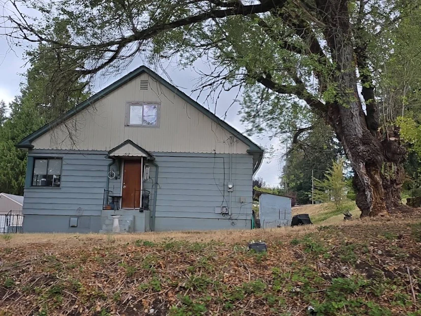 812 Yuma St.
