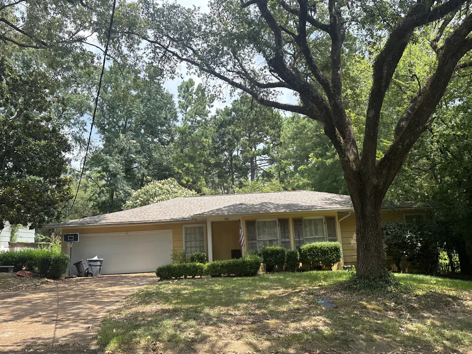 1916 Aztec Drive Jackson, MS 39211, Hinds County