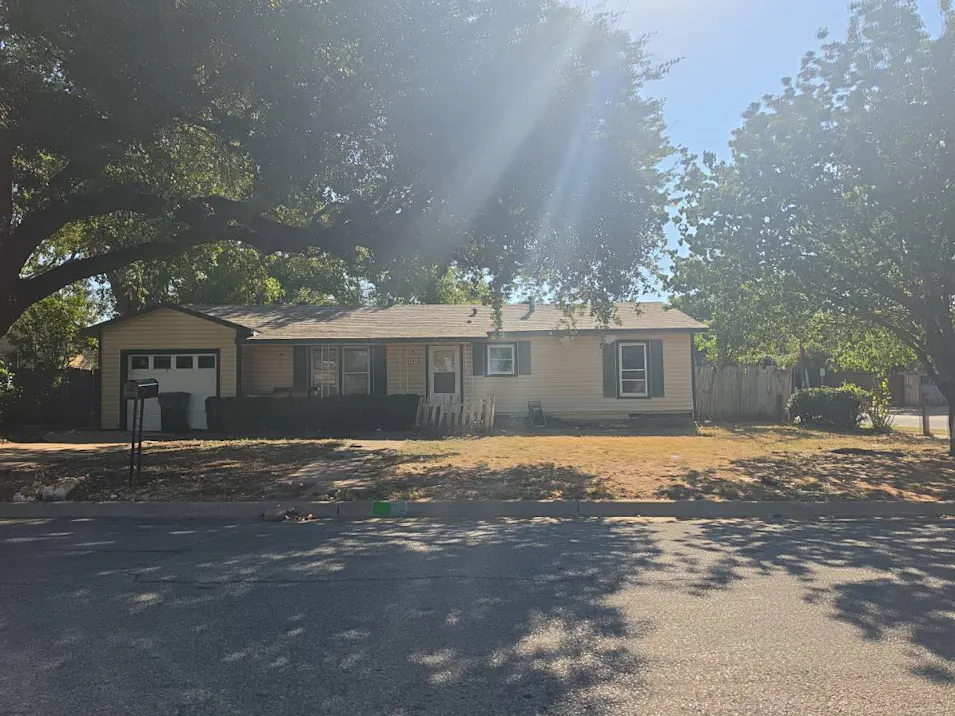 500 Harrison Ln Hurst, TX 76053, Tarrant County