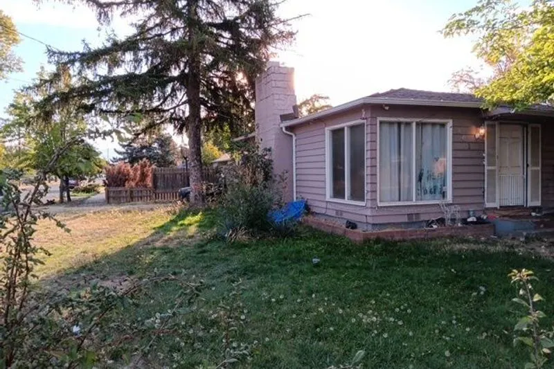 Columbus Ave, Medford, OR 97501