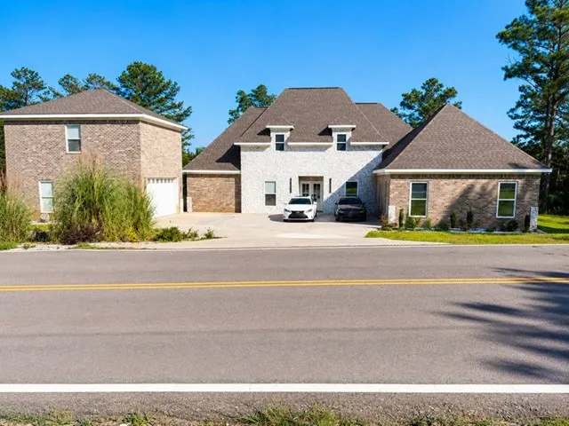 Windmill Dr, Meridian, MS 39305