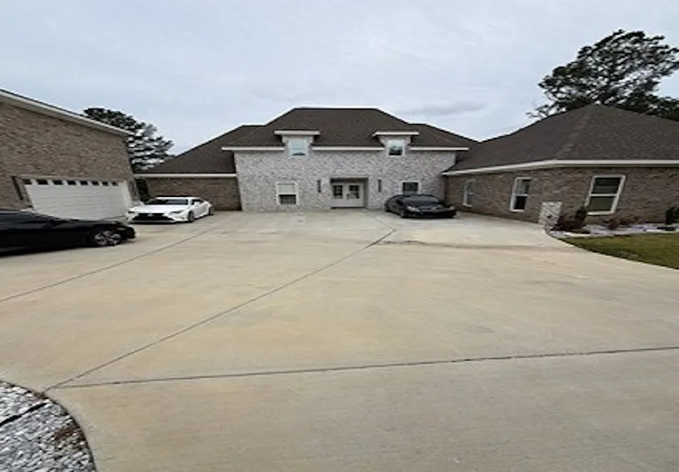 1067 Windmill Dr Meridian, MS 39305, Lauderdale County