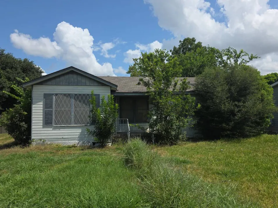 1908 Navidad Street Victoria, TX 77901, Victoria County
