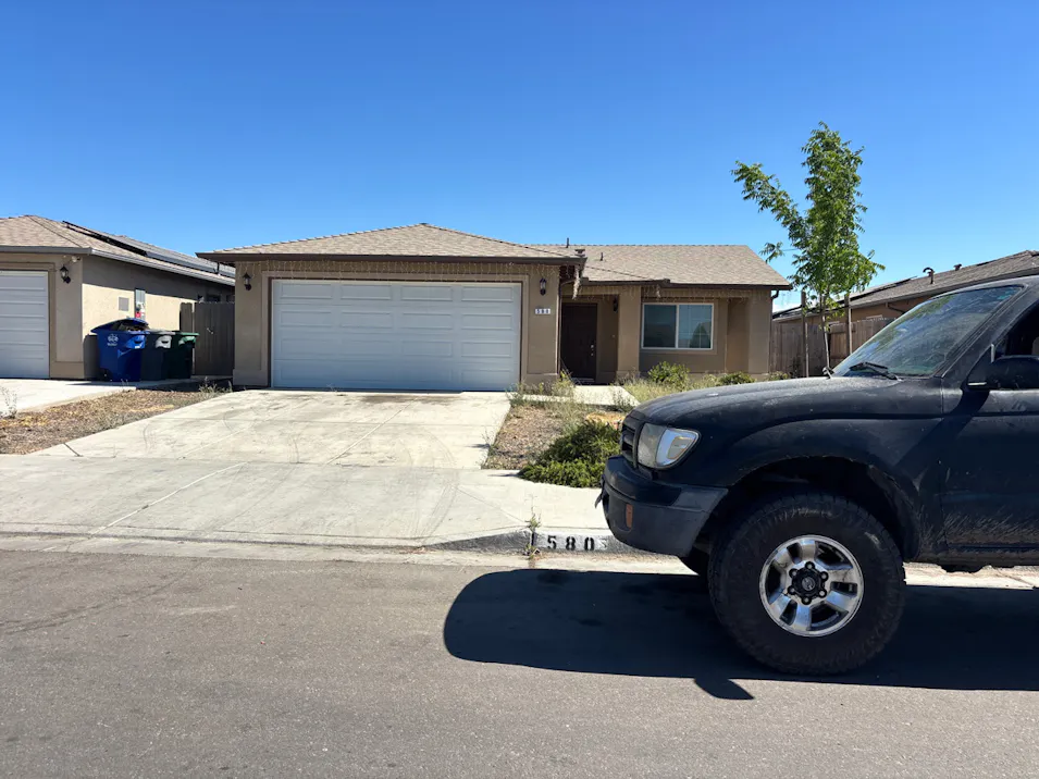 580 McClain St Firebaugh, CA 93622, Fresno County