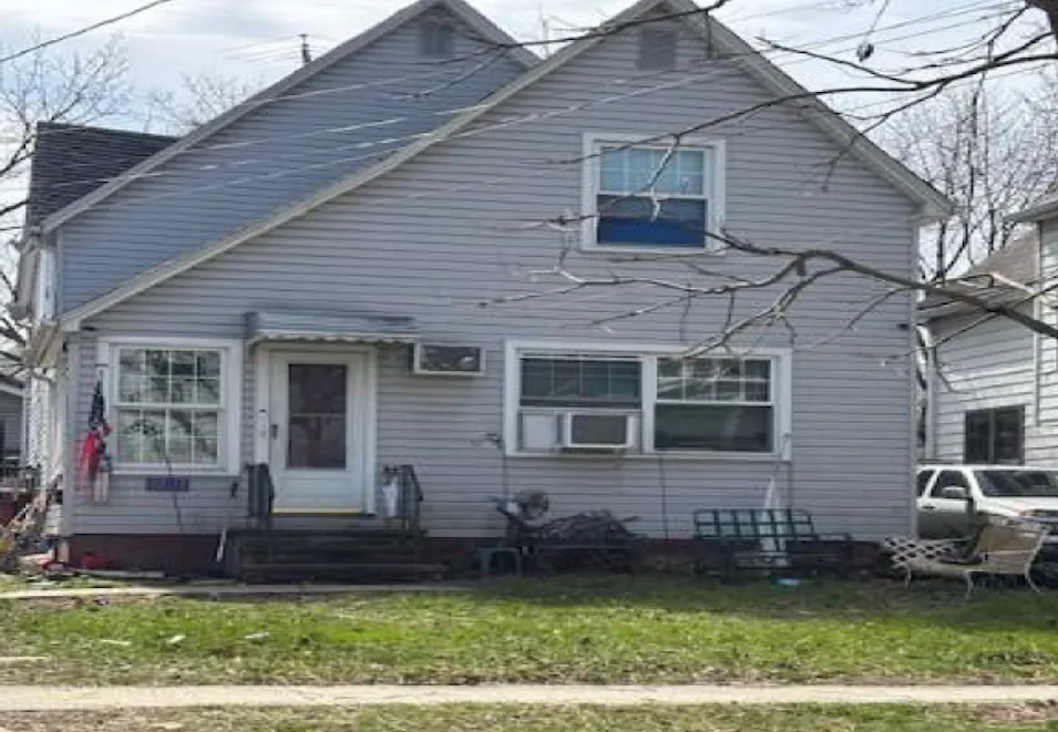 4223 Bucyrus Avenue Cleveland, OH 44109, Cuyahoga County