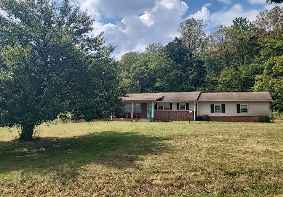 3165 Ayers Orch Rd Stuart, VA 24171, Patrick County