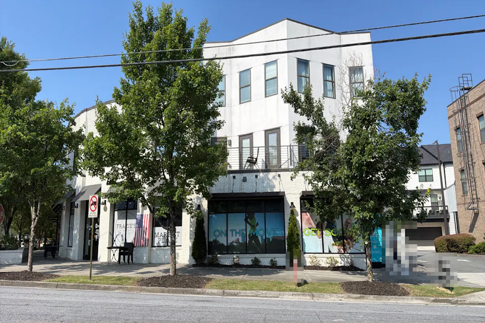 2030 Main St NW, 205 Atlanta, GA 30318, Fulton County