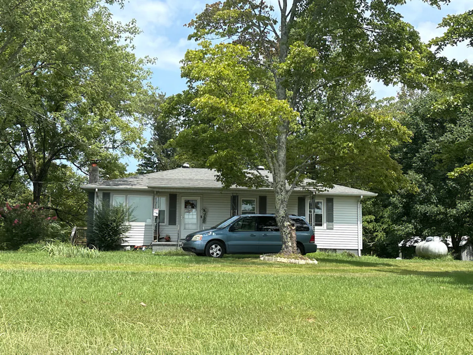 4811 York Hwy Hilham, TN 38568, Jackson County