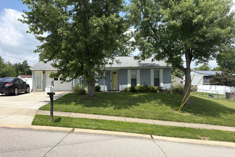 40 Hideaway Dr Covington, KY 41017, Kenton County