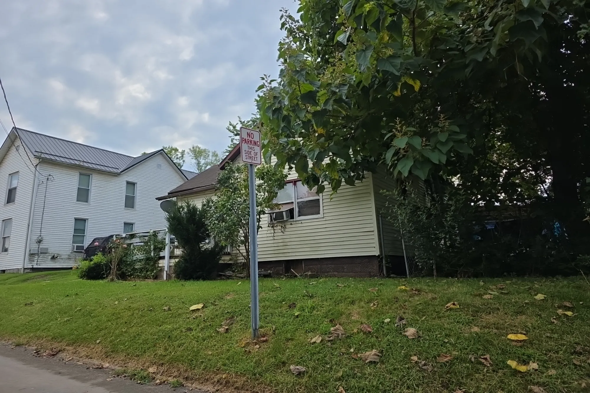 8th St, Cambridge, OH 43725 #1
